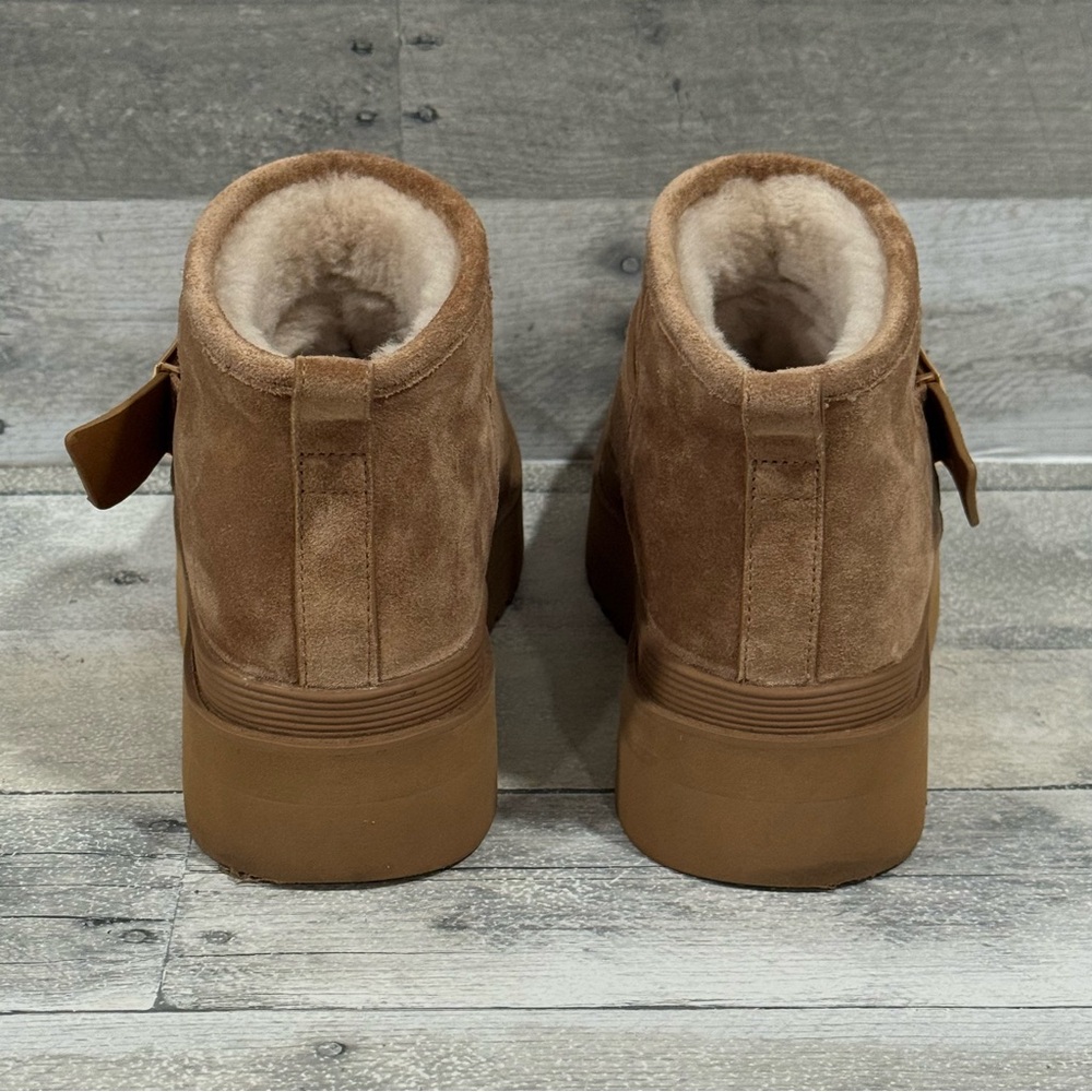 Mellow Shearling Platform Boot- Chestnut / Gold -… - image 5